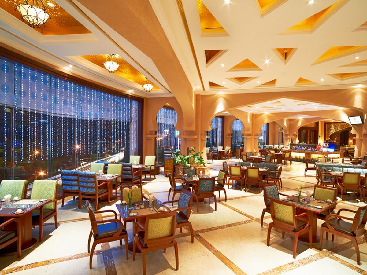 Optics Valley Kingdom Plaza Wuhan Zewnętrze zdjęcie